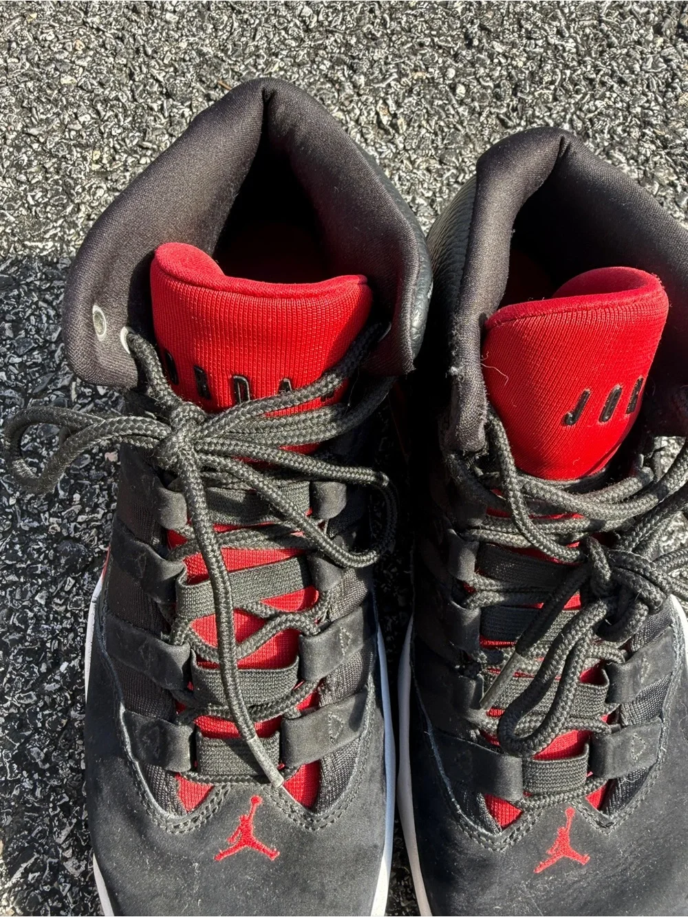 Jordan Max Aura Black Red High Top Basketball Shoes Men’s 8